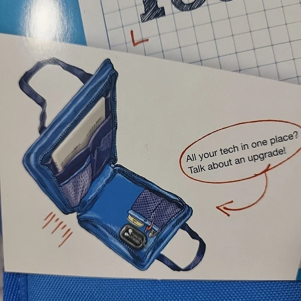 Rare Staples TechTaker Cushioned Phone Tablet Pocket Student Tote‎ Blue 2016 NWT